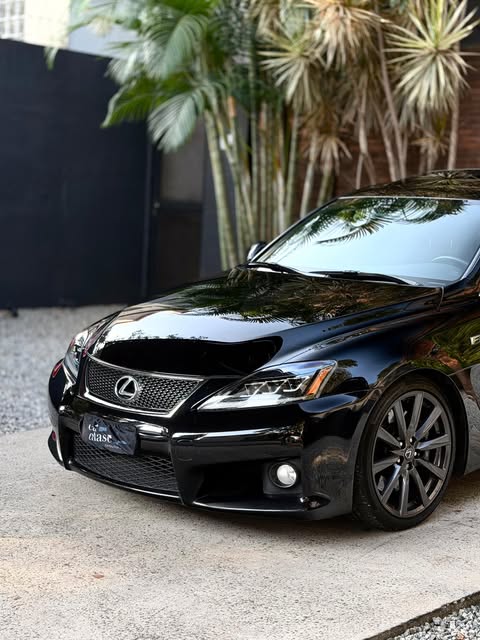 LEXUS IS F - Imagem 3