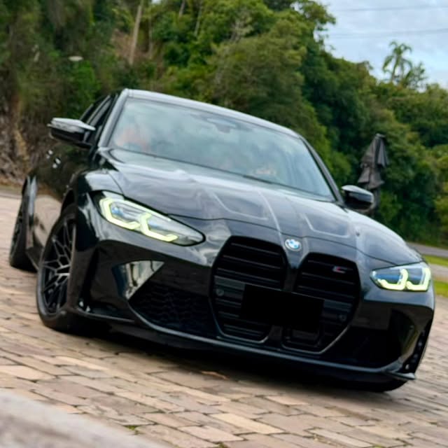 BMW M3 COMPETITION - Imagem 8