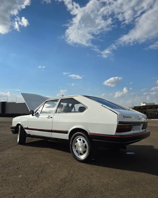 VOLKSWAGEN PASSAT GL - Imagem 4