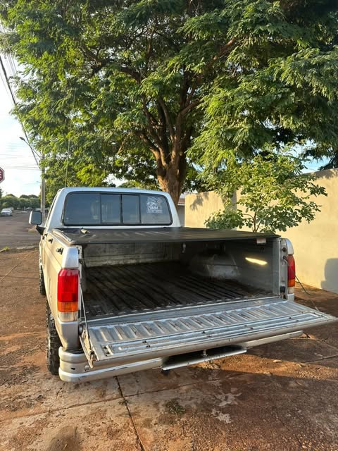 FORD F-1000 XLT - Imagem 6