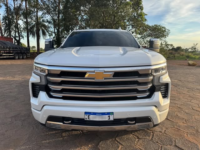 CHEVROLET SILVERADO HIGH COUNTRY - Imagem 2