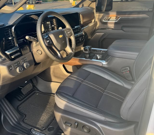 CHEVROLET SILVERADO HIGH COUNTRY - Imagem 7