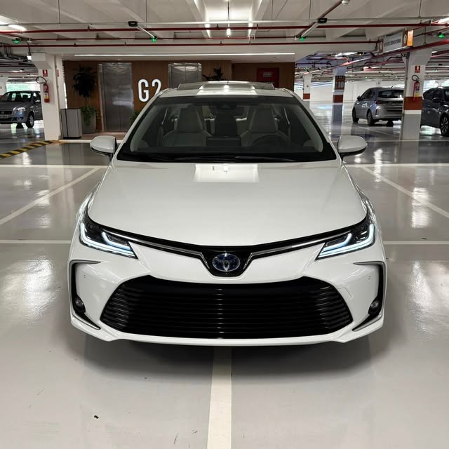 TOYOTA COROLLA ALTIS PREMIUM HYBRID - Imagem 6