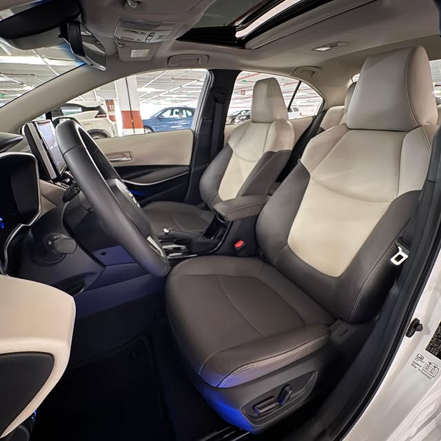 TOYOTA COROLLA ALTIS PREMIUM HYBRID - Imagem 9