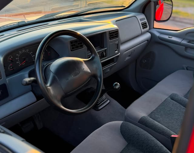 FORD F-250 XL-L - Imagem 15