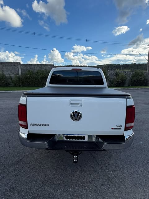 VOLKSWAGEN AMAROK HIGHLINE - Imagem 8