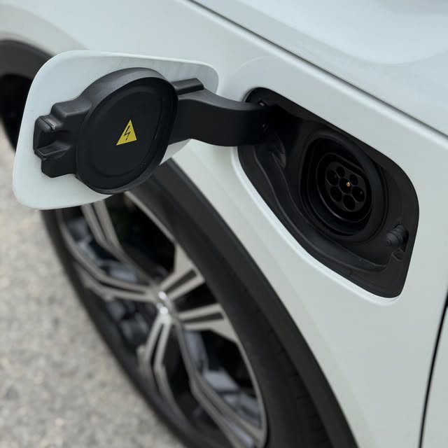 VOLVO XC40 T5 INSCRIPTION HYBRID - Imagem 10