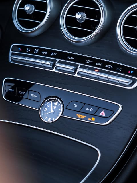 MERCEDES-BENZ C300 CABRIOLET - Imagem 11