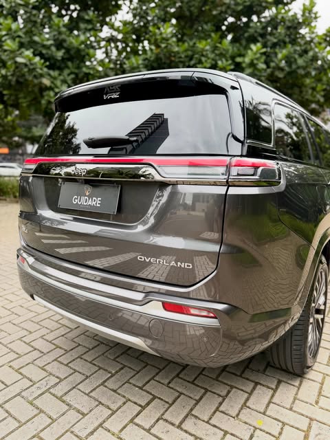 JEEP COMMANDER OVERLAND - Imagem 6