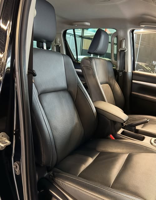 TOYOTA HILUX SRX PLUS - Imagem 10