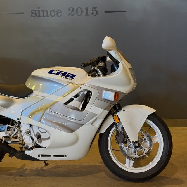 HONDA CBR - Imagem 2