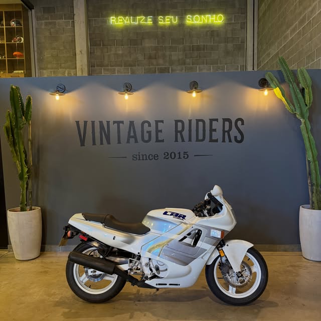 HONDA CBR - Imagem 12