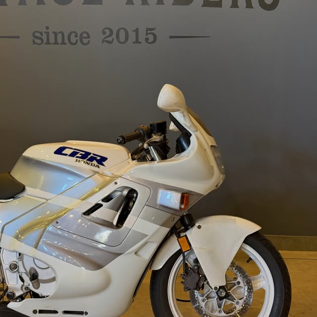 HONDA CBR - Imagem 10