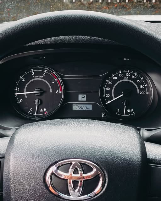 TOYOTA HILUX STANDARD - Imagem 4