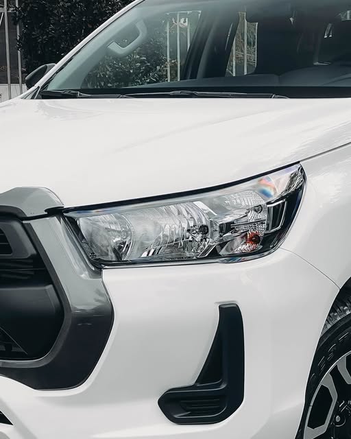 TOYOTA HILUX STANDARD - Imagem 9