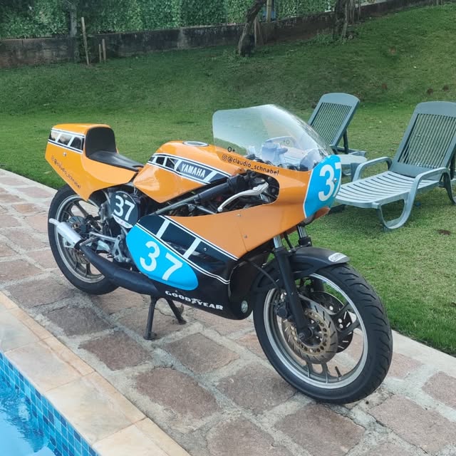 YAMAHA RD 350 - Imagem 11