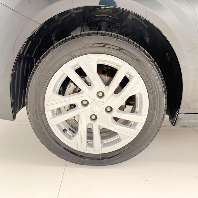 PEUGEOT 208 ACTIVE - Imagem 8