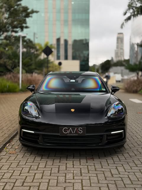PORSCHE PANAMERA 4 E-HYBRID - Imagem 2