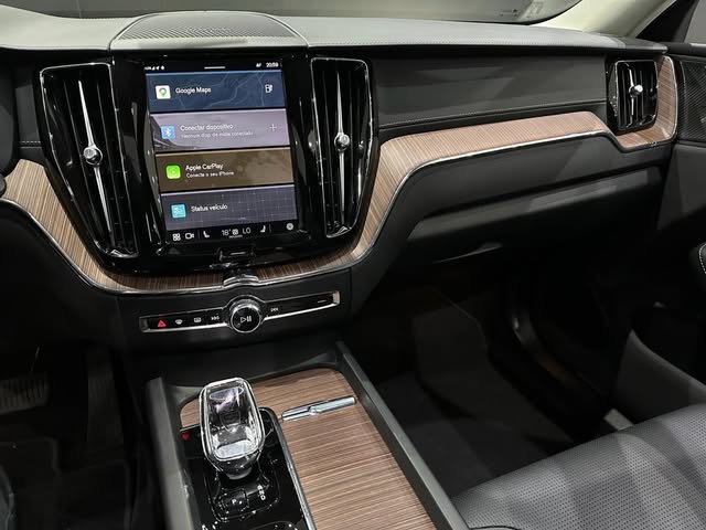 VOLVO XC60 T8 RECHARGE ULTIMATE AWD GEARTRONIC - Imagem 6