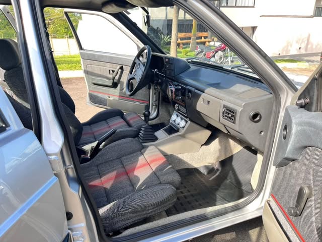 VOLKSWAGEN VOYAGE - Imagem 12