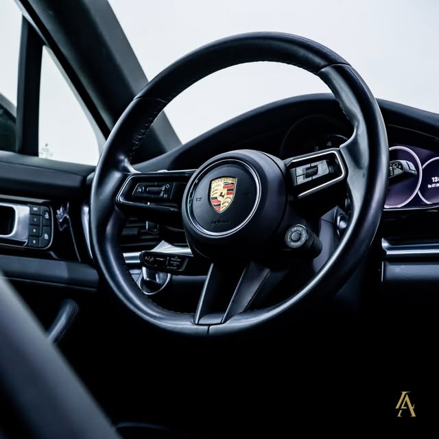 PORSCHE PANAMERA 4 SPORT TURISMO E-HYBRID - Imagem 13