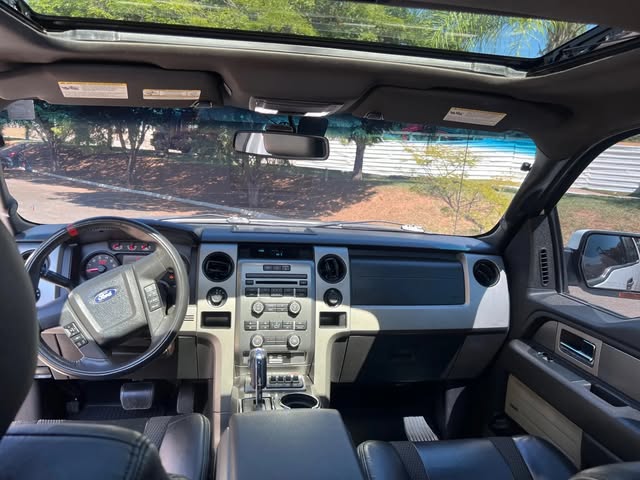 FORD F150 SVT RAPTOR - Imagem 8