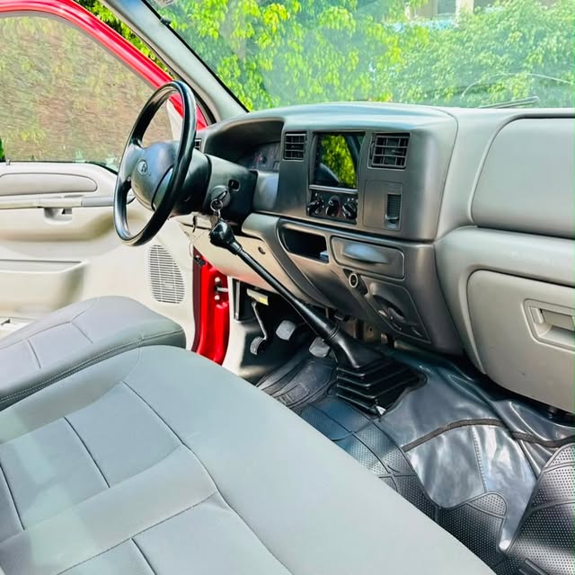 FORD F-250 XLT CS - Imagem 9