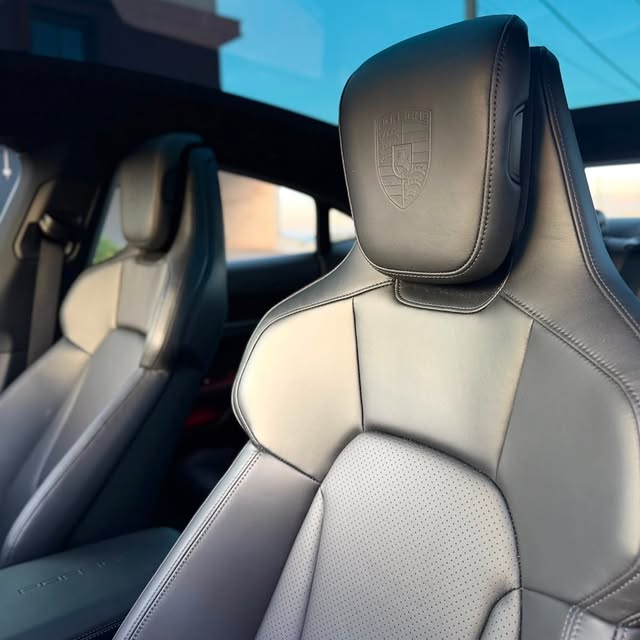 PORSCHE TAYCAN 4S - Imagem 5