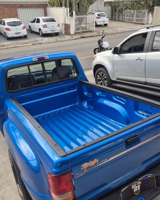 FORD RANGER SPLASH 4.0 V6 - Imagem 3