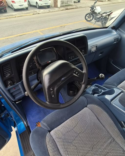 FORD RANGER SPLASH 4.0 V6 - Imagem 7