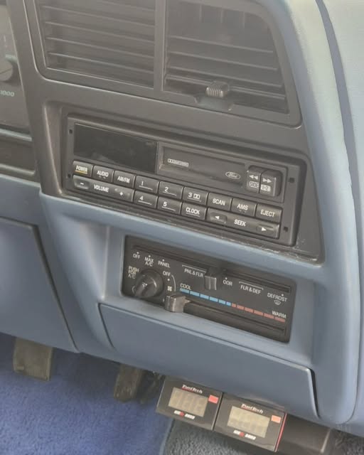 FORD RANGER SPLASH 4.0 V6 - Imagem 8