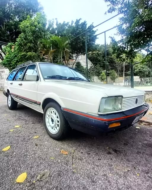 VOLKSWAGEN SANTANA QUANTUM SPORT - Imagem 2