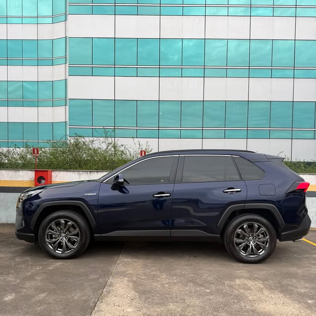 TOYOTA RAV4 SX HIBRID AWD - Imagem 5