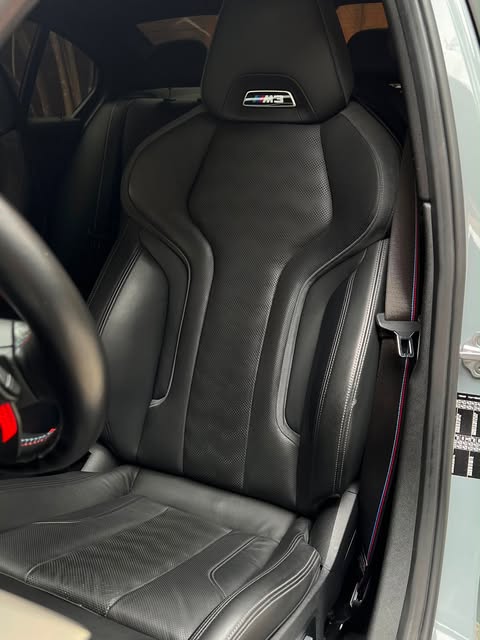 BMW M3 COMPETITION - Imagem 12