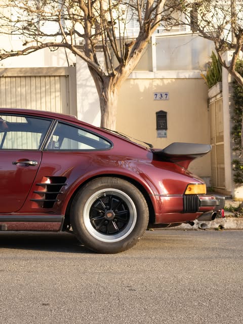 PORSCHE 930 TURBO - Imagem 8