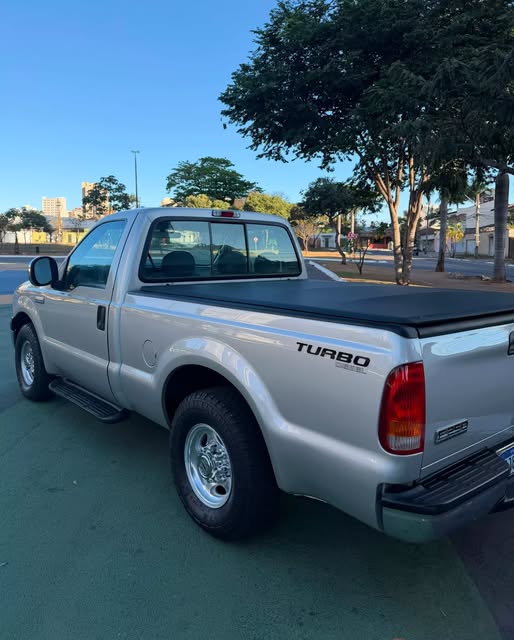 FORD F250 XL-L - Imagem 3