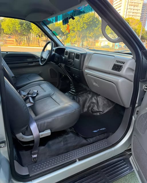 FORD F250 XL-L - Imagem 6