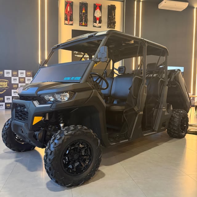CAN-AM DEFENDER - Imagem 2