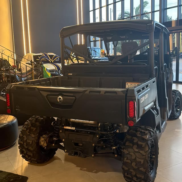 CAN-AM DEFENDER - Imagem 4