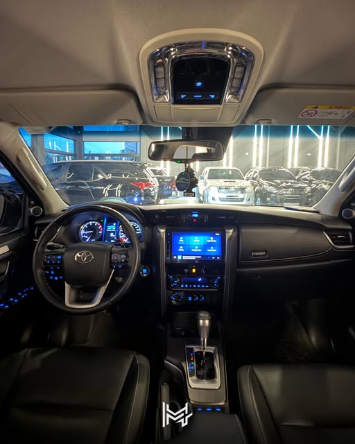 TOYOTA HILUX SRX - Imagem 3