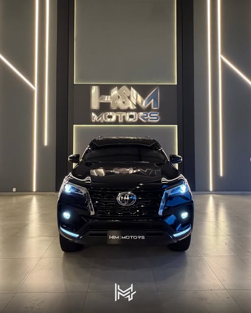TOYOTA HILUX SRX - Imagem 6