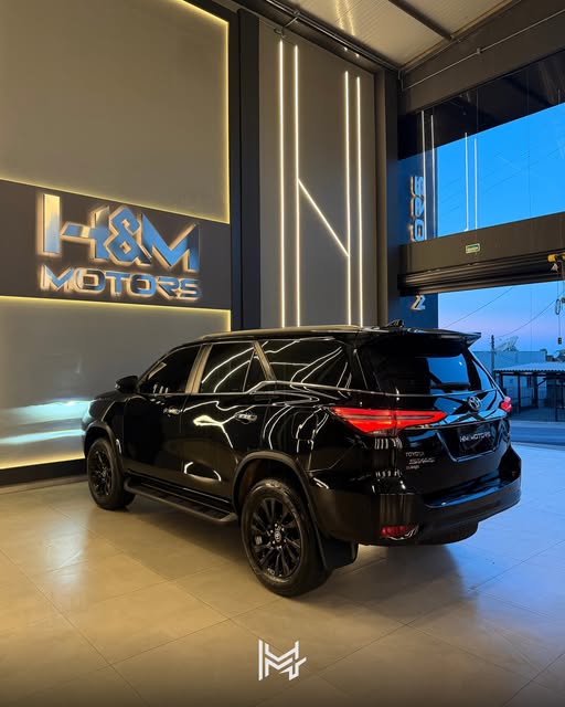 TOYOTA HILUX SRX - Imagem 9