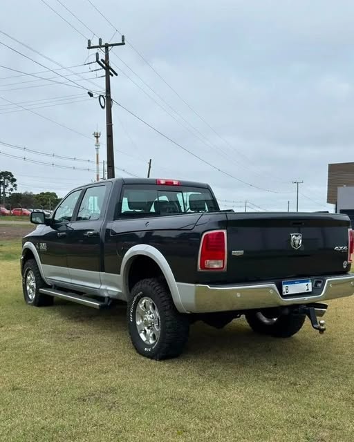 RAM 2500 LARAMIE - Imagem 5