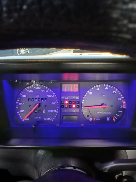VOLKSWAGEN SAVEIRO - Imagem 11