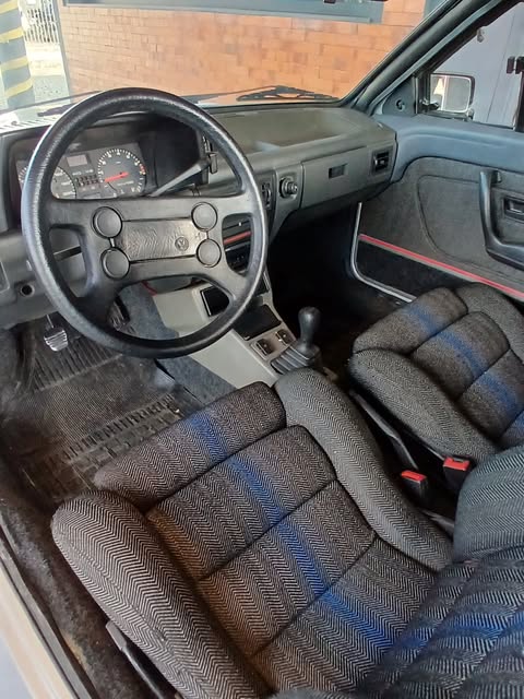 VOLKSWAGEN SAVEIRO - Imagem 14