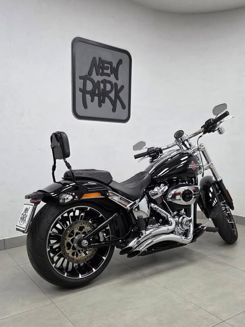 HARLEY-DAVIDSON SOFTAIL BREAKOUT - Imagem 1