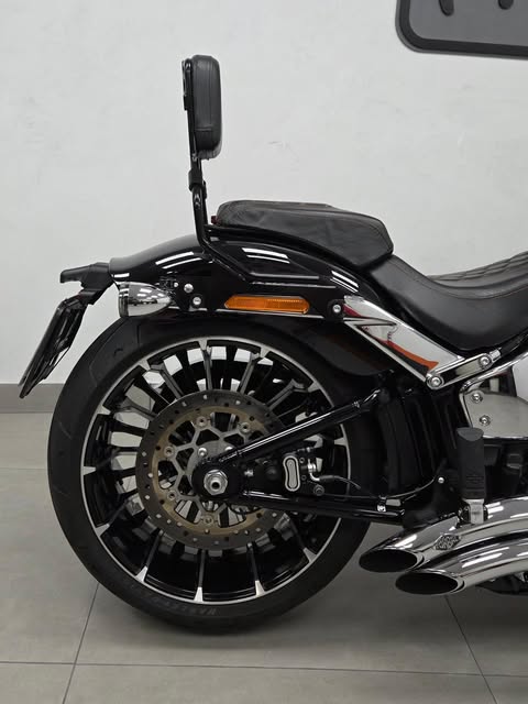 HARLEY-DAVIDSON SOFTAIL BREAKOUT - Imagem 2