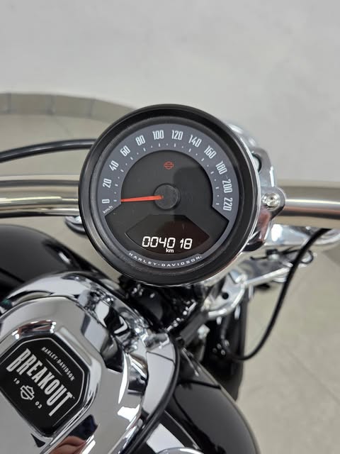HARLEY-DAVIDSON SOFTAIL BREAKOUT - Imagem 15