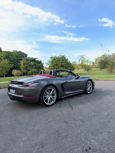 PORSCHE 718 BOXSTER - Imagem 11
