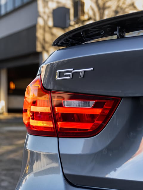 BMW 320I - Imagem 13
